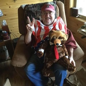 Meet your Posher, Wayne